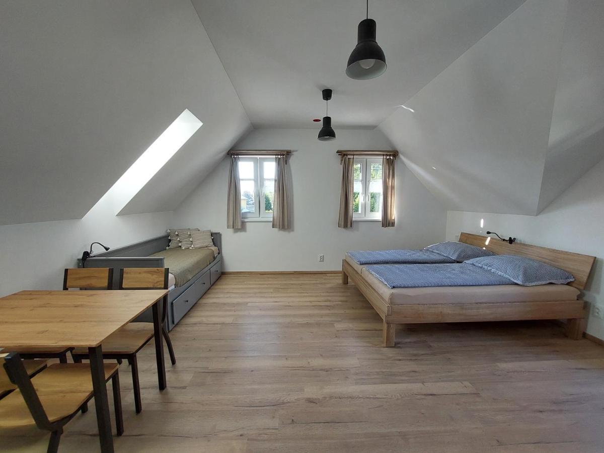 Apartmany Ema A Ela ตาตรันสกา ชตราบา ภายนอก รูปภาพ